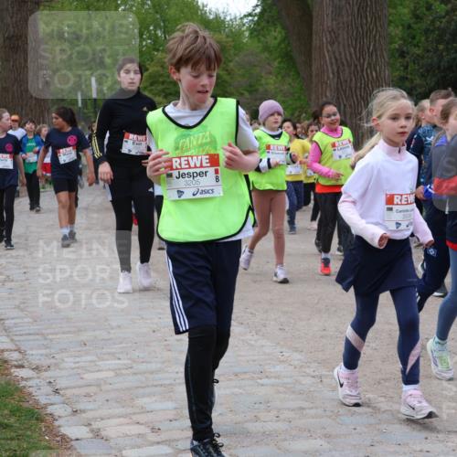 25.04.2026 - Das Zehntel Zöllner http://msf.ph/oto/9592817 25.04.2026 08:44:23 Laufen 3205 meine-sportfotos.de