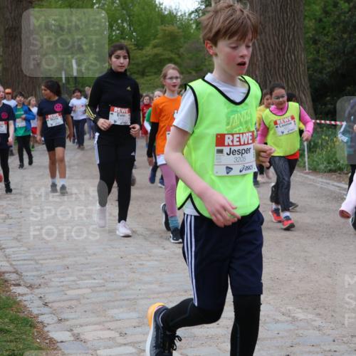 25.04.2026 - Das Zehntel Zöllner http://msf.ph/oto/9592819 25.04.2026 08:44:23 Laufen 3806, 3205, 3538 meine-sportfotos.de
