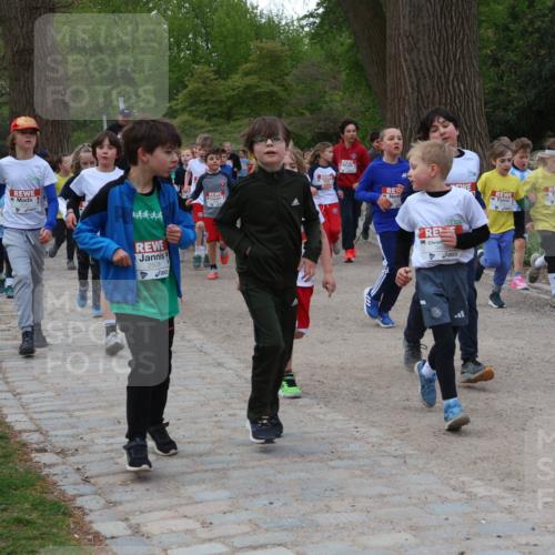 25.04.2026 - Das Zehntel Zöllner http://msf.ph/oto/9592843 25.04.2026 08:44:29 Laufen 4444, 2508 meine-sportfotos.de