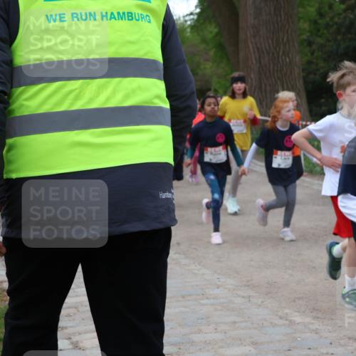 25.04.2026 - Das Zehntel Zöllner http://msf.ph/oto/9592858 25.04.2026 08:44:33 Laufen 3054 meine-sportfotos.de