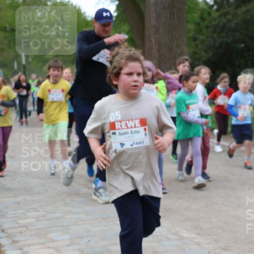 25.04.2026 - Das Zehntel Zöllner http://msf.ph/oto/9592874 25.04.2026 08:44:37 Laufen 05, 1107 meine-sportfotos.de