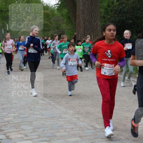25.04.2026 - Das Zehntel Zöllner http://msf.ph/oto/9592900 25.04.2026 08:44:42 Laufen 1, 4444444, 2665, 1478 meine-sportfotos.de
