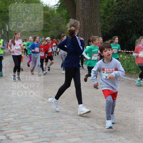 25.04.2026 - Das Zehntel Zöllner http://msf.ph/oto/9592905 25.04.2026 08:44:43 Laufen 199 meine-sportfotos.de