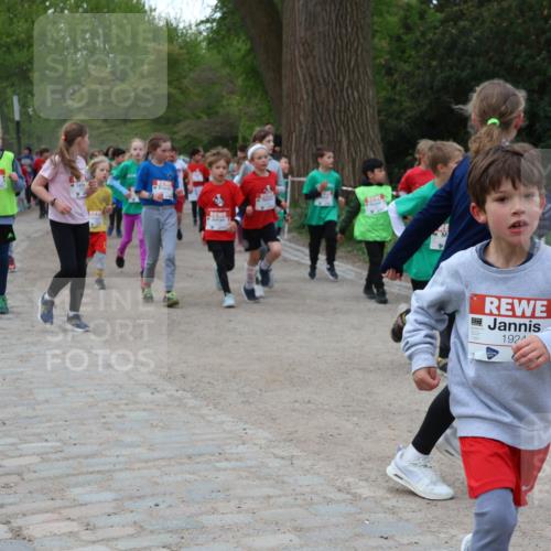 25.04.2026 - Das Zehntel Zöllner http://msf.ph/oto/9592908 25.04.2026 08:44:44 Laufen 192 meine-sportfotos.de