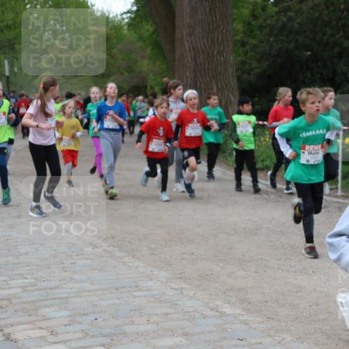 25.04.2026 - Das Zehntel Zöllner http://msf.ph/oto/9592910 25.04.2026 08:44:44 Laufen 192 meine-sportfotos.de