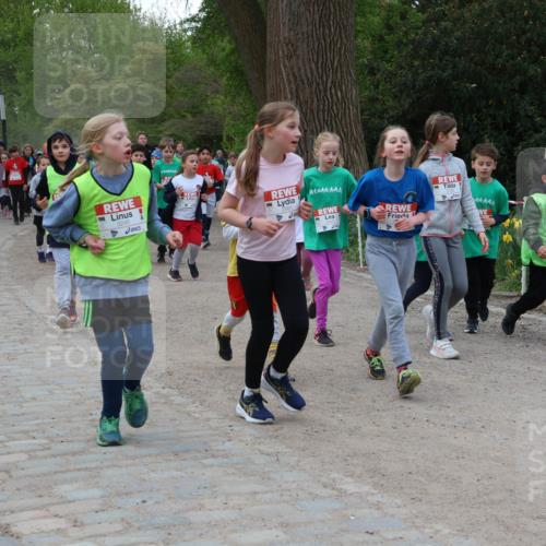 25.04.2026 - Das Zehntel Zöllner http://msf.ph/oto/9592920 25.04.2026 08:44:46 Laufen 3245, 4444444 meine-sportfotos.de
