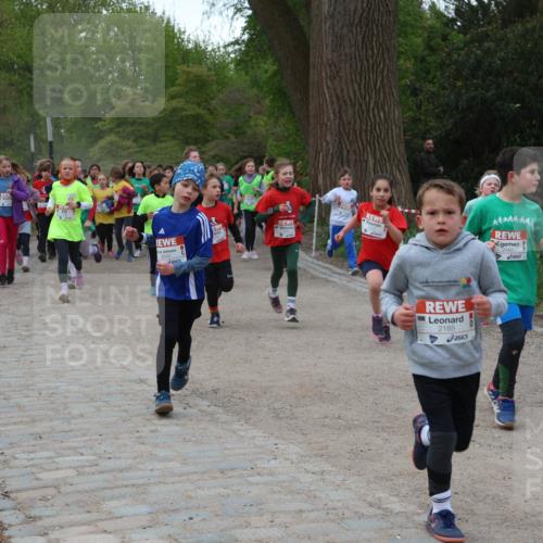 25.04.2026 - Das Zehntel Zöllner http://msf.ph/oto/9592939 25.04.2026 08:44:50 Laufen 3943, 2185 meine-sportfotos.de