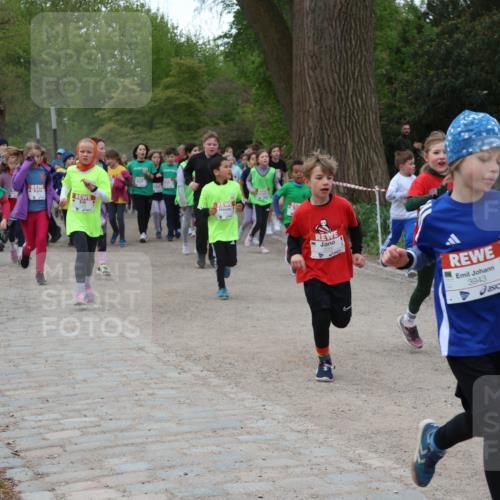 25.04.2026 - Das Zehntel Zöllner http://msf.ph/oto/9592945 25.04.2026 08:44:51 Laufen 3943, 2539 meine-sportfotos.de