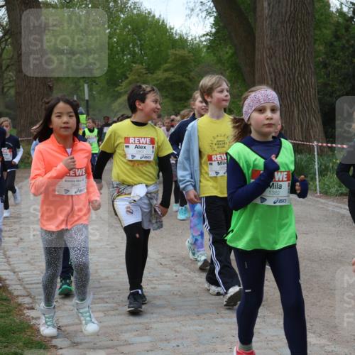 25.04.2026 - Das Zehntel Zöllner http://msf.ph/oto/9593024 25.04.2026 08:45:05 Laufen 67, 3948, 2807, 1382, 4021 meine-sportfotos.de