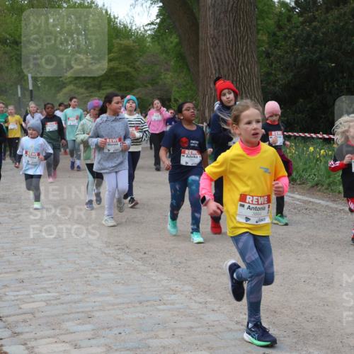 25.04.2026 - Das Zehntel Zöllner http://msf.ph/oto/9593058 25.04.2026 08:45:12 Laufen 3894 meine-sportfotos.de