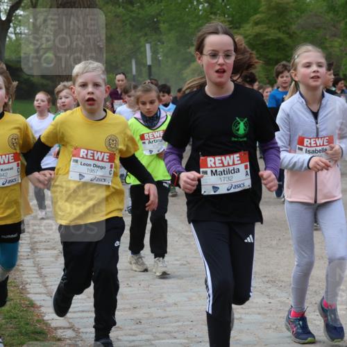25.04.2026 - Das Zehntel Zöllner http://msf.ph/oto/9593081 25.04.2026 08:45:19 Laufen 1942, 1957, 56, 1732 meine-sportfotos.de