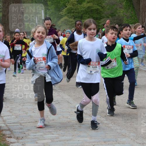 25.04.2026 - Das Zehntel Zöllner http://msf.ph/oto/9593095 25.04.2026 08:45:22 Laufen 3513, 3542, 3543, 1355, 3794 meine-sportfotos.de