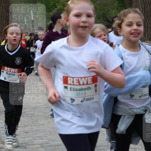 25.04.2026 - Das Zehntel Zöllner http://msf.ph/oto/9593103 25.04.2026 08:45:24 Laufen 3913, 3513, 6542 meine-sportfotos.de