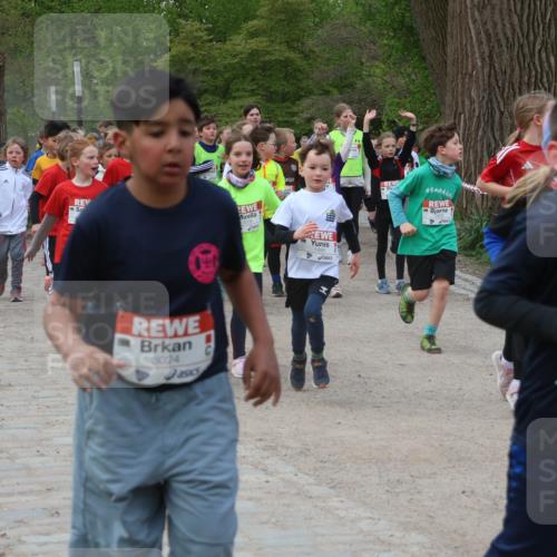 25.04.2026 - Das Zehntel Zöllner http://msf.ph/oto/9593125 25.04.2026 08:45:29 Laufen 3024 meine-sportfotos.de