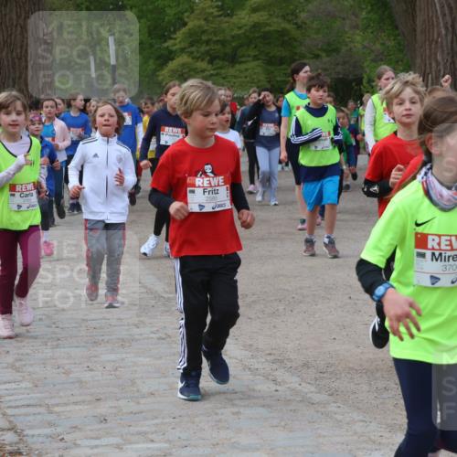 25.04.2026 - Das Zehntel Zöllner http://msf.ph/oto/9593135 25.04.2026 08:45:31 Laufen 3165, 2585, 3706, 505 meine-sportfotos.de
