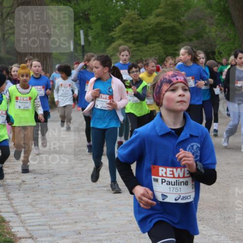 25.04.2026 - Das Zehntel Zöllner http://msf.ph/oto/9593154 25.04.2026 08:45:35 Laufen 1751 meine-sportfotos.de