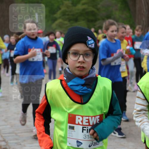25.04.2026 - Das Zehntel Zöllner http://msf.ph/oto/9593166 25.04.2026 08:45:38 Laufen 1919, 3143, 314, 3157 meine-sportfotos.de