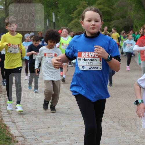 25.04.2026 - Das Zehntel Zöllner http://msf.ph/oto/9593170 25.04.2026 08:45:39 Laufen 3366, 3347, 2143, 2844 meine-sportfotos.de