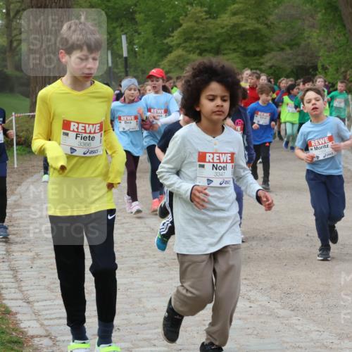 25.04.2026 - Das Zehntel Zöllner http://msf.ph/oto/9593176 25.04.2026 08:45:40 Laufen 3366, 3347, 1164, 2663 meine-sportfotos.de