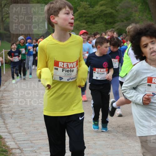 25.04.2026 - Das Zehntel Zöllner http://msf.ph/oto/9593179 25.04.2026 08:45:41 Laufen 3366, 3017, 3347 meine-sportfotos.de
