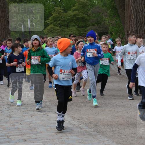 25.04.2026 - Das Zehntel Zöllner http://msf.ph/oto/9593193 25.04.2026 08:45:44 Laufen 1620, 1162, 1444 meine-sportfotos.de