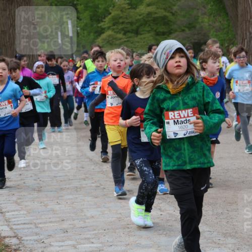 25.04.2026 - Das Zehntel Zöllner http://msf.ph/oto/9593203 25.04.2026 08:45:46 Laufen 1163, 1620 meine-sportfotos.de
