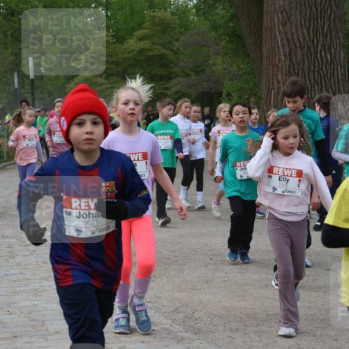 25.04.2026 - Das Zehntel Zöllner http://msf.ph/oto/9593233 25.04.2026 08:45:55 Laufen 3671, 1009, 3645 meine-sportfotos.de