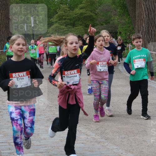 25.04.2026 - Das Zehntel Zöllner http://msf.ph/oto/9593246 25.04.2026 08:45:58 Laufen 3365, 3362, 2273 meine-sportfotos.de