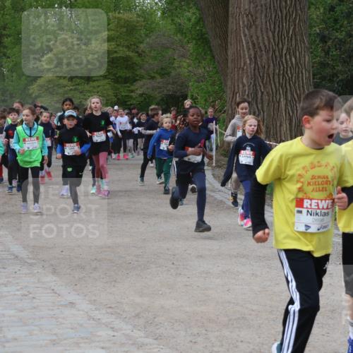25.04.2026 - Das Zehntel Zöllner http://msf.ph/oto/9593257 25.04.2026 08:46:01 Laufen 2698, 2694 meine-sportfotos.de