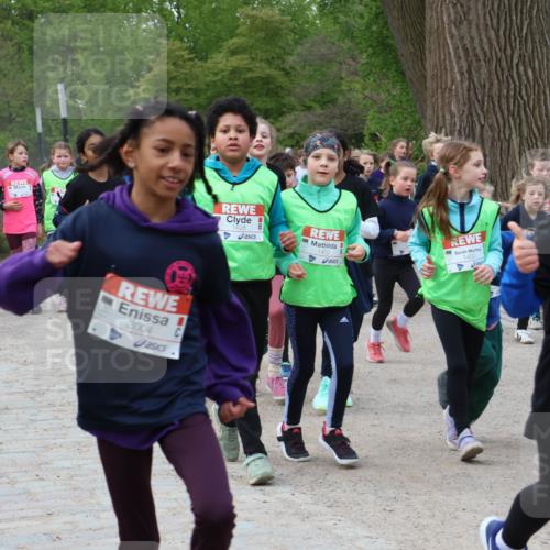 25.04.2026 - Das Zehntel Zöllner http://msf.ph/oto/9593274 25.04.2026 08:46:05 Laufen 3004, 1428, 1432, 1660 meine-sportfotos.de