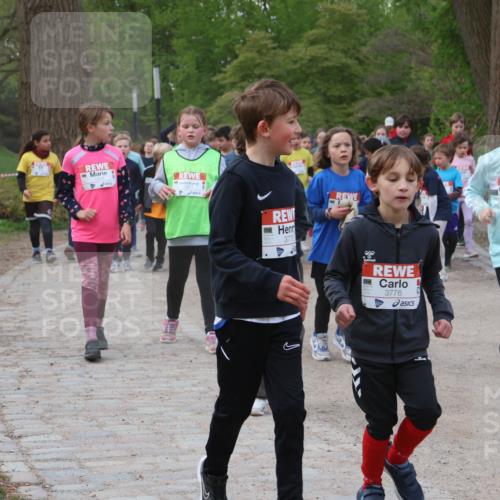 25.04.2026 - Das Zehntel Zöllner http://msf.ph/oto/9593295 25.04.2026 08:46:10 Laufen 3770, 3776, 20 meine-sportfotos.de