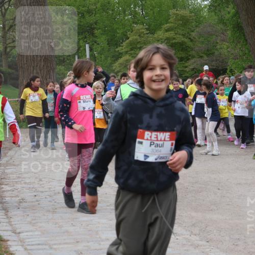 25.04.2026 - Das Zehntel Zöllner http://msf.ph/oto/9593303 25.04.2026 08:46:12 Laufen 1076, 3364 meine-sportfotos.de