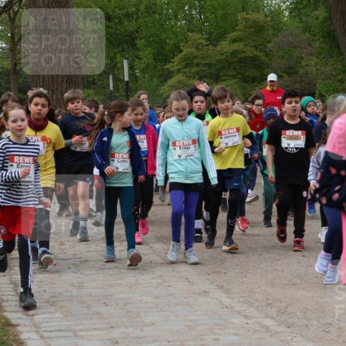 25.04.2026 - Das Zehntel Zöllner http://msf.ph/oto/9593325 25.04.2026 08:46:17 Laufen 1910 meine-sportfotos.de