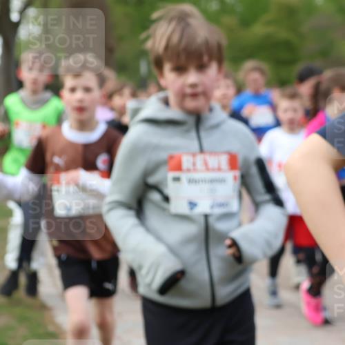 25.04.2026 - Das Zehntel Zöllner http://msf.ph/oto/9593349 25.04.2026 08:46:21 Laufen  meine-sportfotos.de