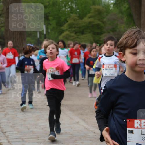 25.04.2026 - Das Zehntel Zöllner http://msf.ph/oto/9593366 25.04.2026 08:46:25 Laufen 2141, 3007, 3007 meine-sportfotos.de
