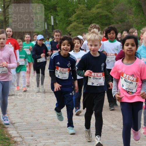 25.04.2026 - Das Zehntel Zöllner http://msf.ph/oto/9593380 25.04.2026 08:46:27 Laufen 3774, 3488, 1241, 1231, 1063, 2245 meine-sportfotos.de
