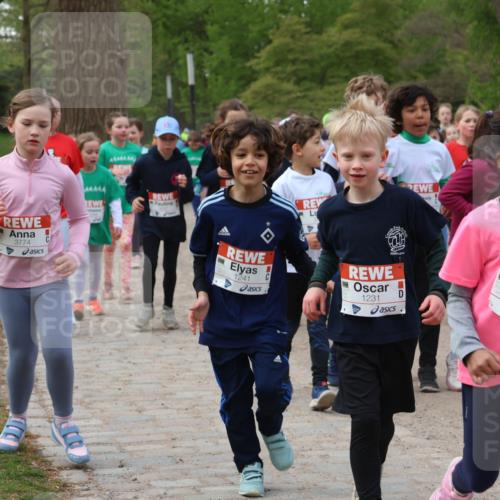 25.04.2026 - Das Zehntel Zöllner http://msf.ph/oto/9593383 25.04.2026 08:46:28 Laufen 3774, 1241, 1231, 1063, 10 meine-sportfotos.de