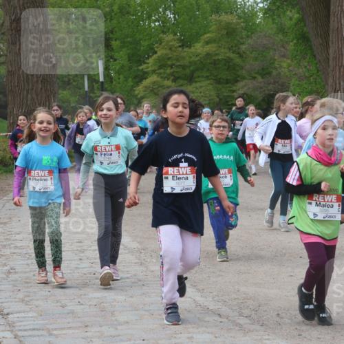 25.04.2026 - Das Zehntel Zöllner http://msf.ph/oto/9593403 25.04.2026 08:46:33 Laufen 3763, 3749, 1077, 3295, 3288 meine-sportfotos.de