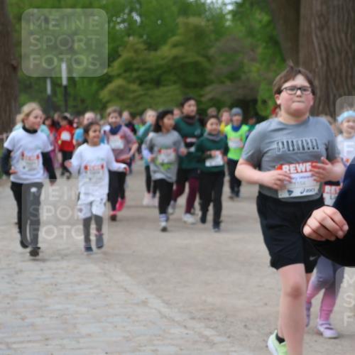25.04.2026 - Das Zehntel Zöllner http://msf.ph/oto/9593429 25.04.2026 08:46:38 Laufen 1154 meine-sportfotos.de