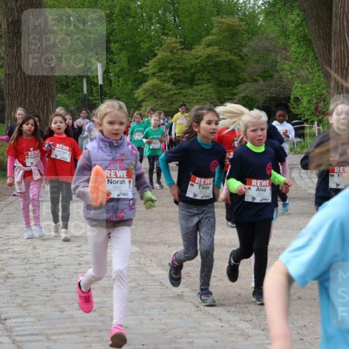 25.04.2026 - Das Zehntel Zöllner http://msf.ph/oto/9593469 25.04.2026 08:46:46 Laufen 3922, 3013, 3031, 3035, 2177 meine-sportfotos.de