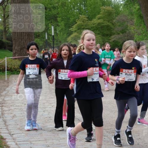 25.04.2026 - Das Zehntel Zöllner http://msf.ph/oto/9593511 25.04.2026 08:46:54 Laufen 1079, 1095, 2227, 2231, 2913 meine-sportfotos.de