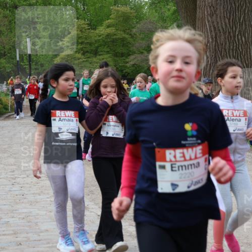 25.04.2026 - Das Zehntel Zöllner http://msf.ph/oto/9593519 25.04.2026 08:46:55 Laufen 1079, 096, 2220, 3769 meine-sportfotos.de