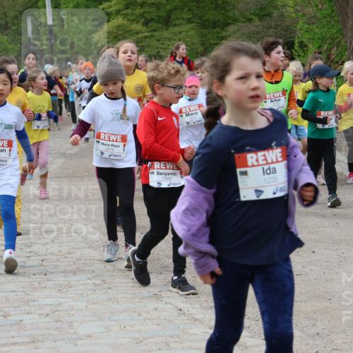 25.04.2026 - Das Zehntel Zöllner http://msf.ph/oto/9593567 25.04.2026 08:47:12 Laufen 3482, 3478, 1932, 1235 meine-sportfotos.de