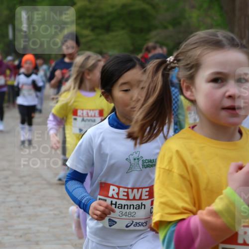 25.04.2026 - Das Zehntel Zöllner http://msf.ph/oto/9593582 25.04.2026 08:47:16 Laufen 3482 meine-sportfotos.de