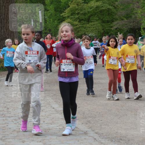 25.04.2026 - Das Zehntel Zöllner http://msf.ph/oto/9593600 25.04.2026 08:47:21 Laufen 3934, 3935 meine-sportfotos.de