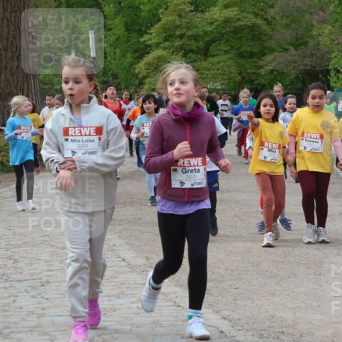 25.04.2026 - Das Zehntel Zöllner http://msf.ph/oto/9593602 25.04.2026 08:47:22 Laufen 3934, 3935, 1976, 1977, 1954, 4 meine-sportfotos.de