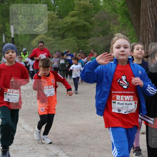 25.04.2026 - Das Zehntel Zöllner http://msf.ph/oto/9593693 25.04.2026 08:47:51 Laufen 2545, 3892, 2558, 2567 meine-sportfotos.de