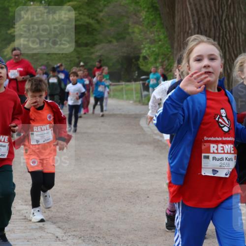 25.04.2026 - Das Zehntel Zöllner http://msf.ph/oto/9593694 25.04.2026 08:47:52 Laufen 2545, 3892, 2558, 2567 meine-sportfotos.de