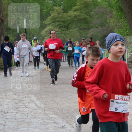 25.04.2026 - Das Zehntel Zöllner http://msf.ph/oto/9593698 25.04.2026 08:47:53 Laufen 2545 meine-sportfotos.de