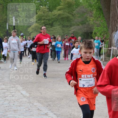 25.04.2026 - Das Zehntel Zöllner http://msf.ph/oto/9593699 25.04.2026 08:47:53 Laufen 3892, 2545 meine-sportfotos.de